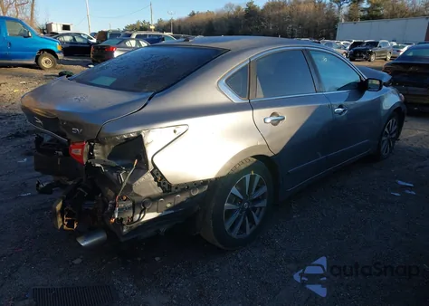 2017 Nissan Altima 2.5 Sv z USA, uszkodzony, nr VIN 1N4AL3AP3HC205112